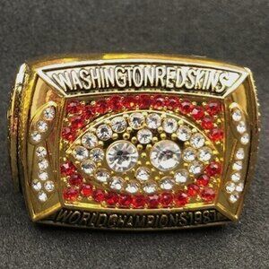 Washington Redskins Championship Ring... Fast shipped from USA